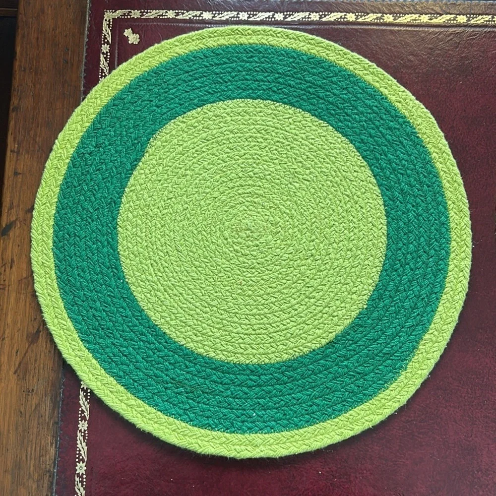 Shamrock Woven Placemat Decor Tablescape Centerpiece Pottery Barn EUC